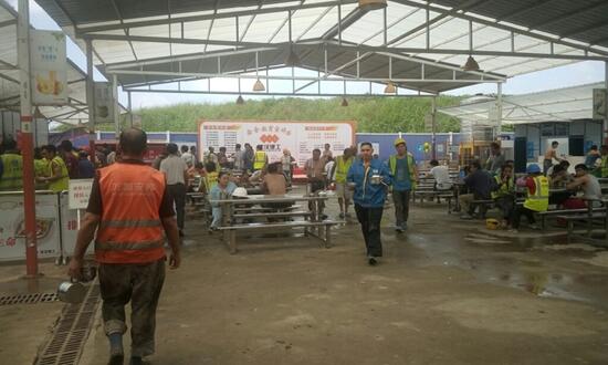 承包1000人左右的工地食堂,每年交50萬(wàn),成本利潤(rùn)如何計(jì)算？